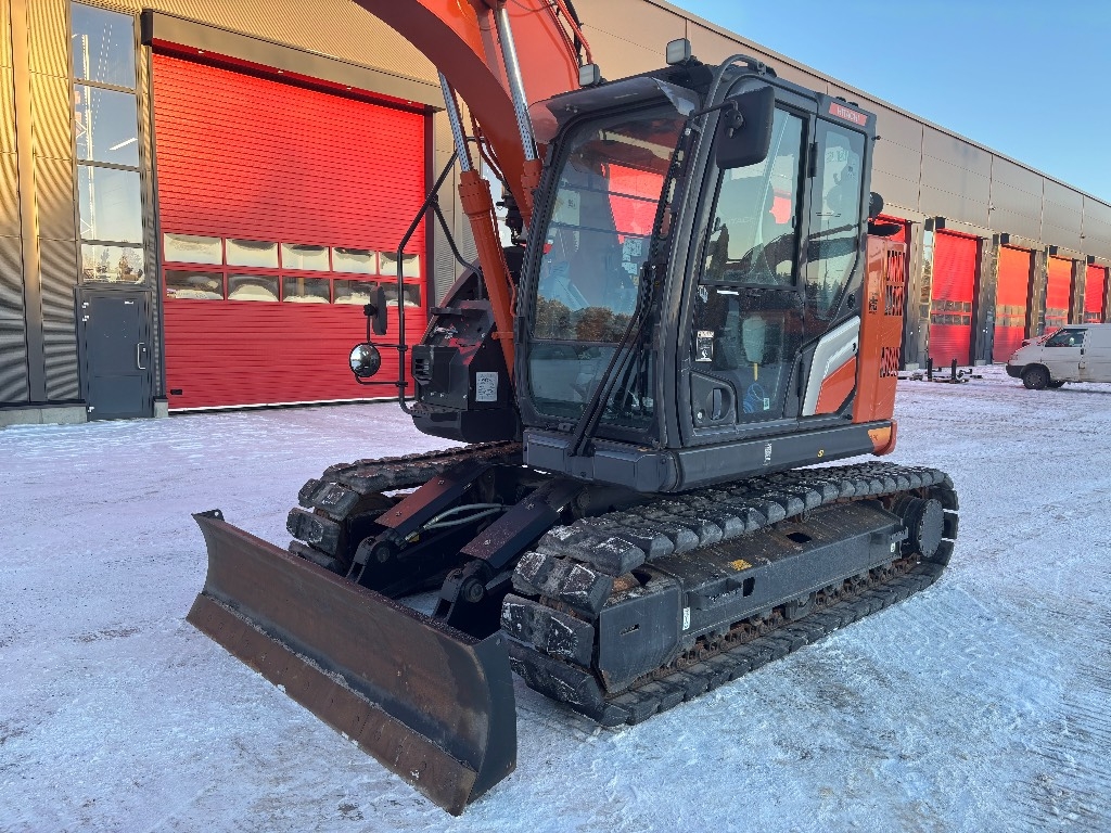 hitachi-zx-135-us-7-demokone-h,a3e83829
