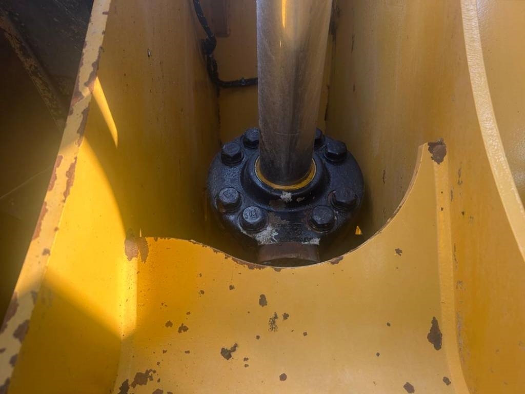 CAT 980