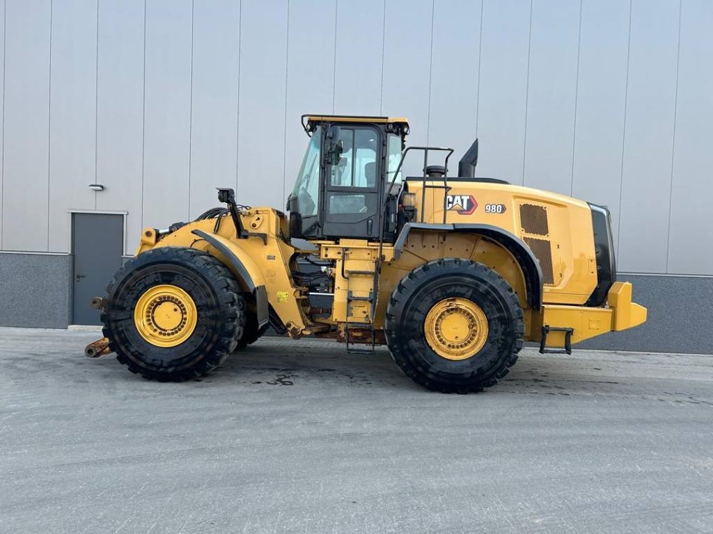 CAT 980