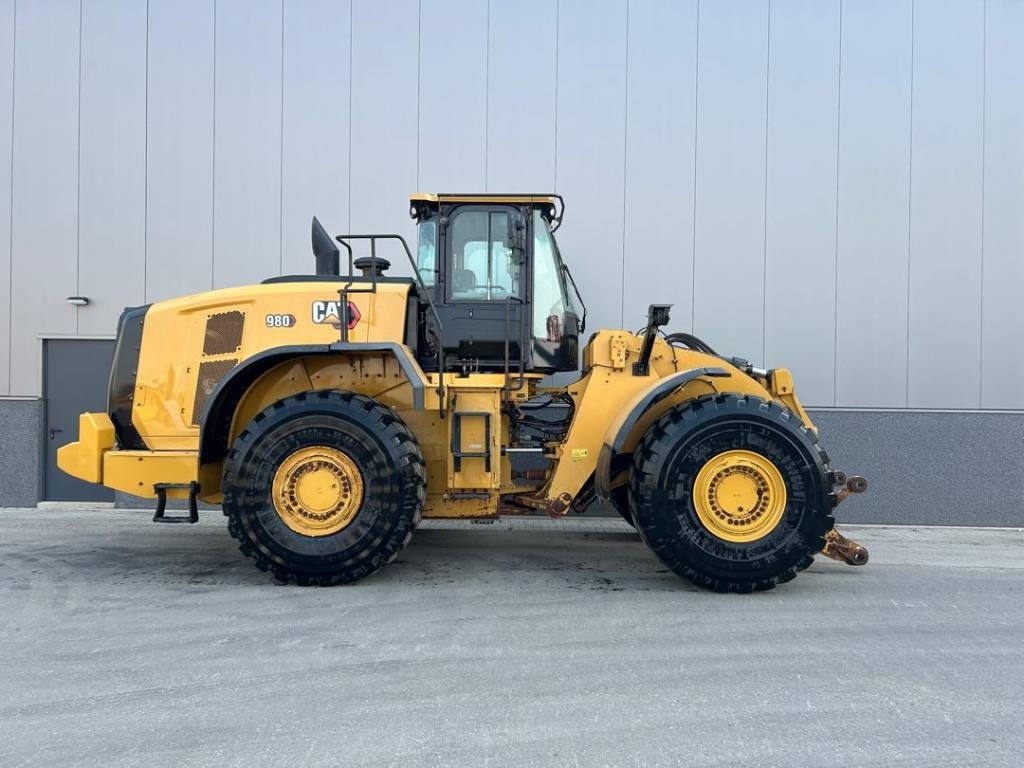 CAT 980