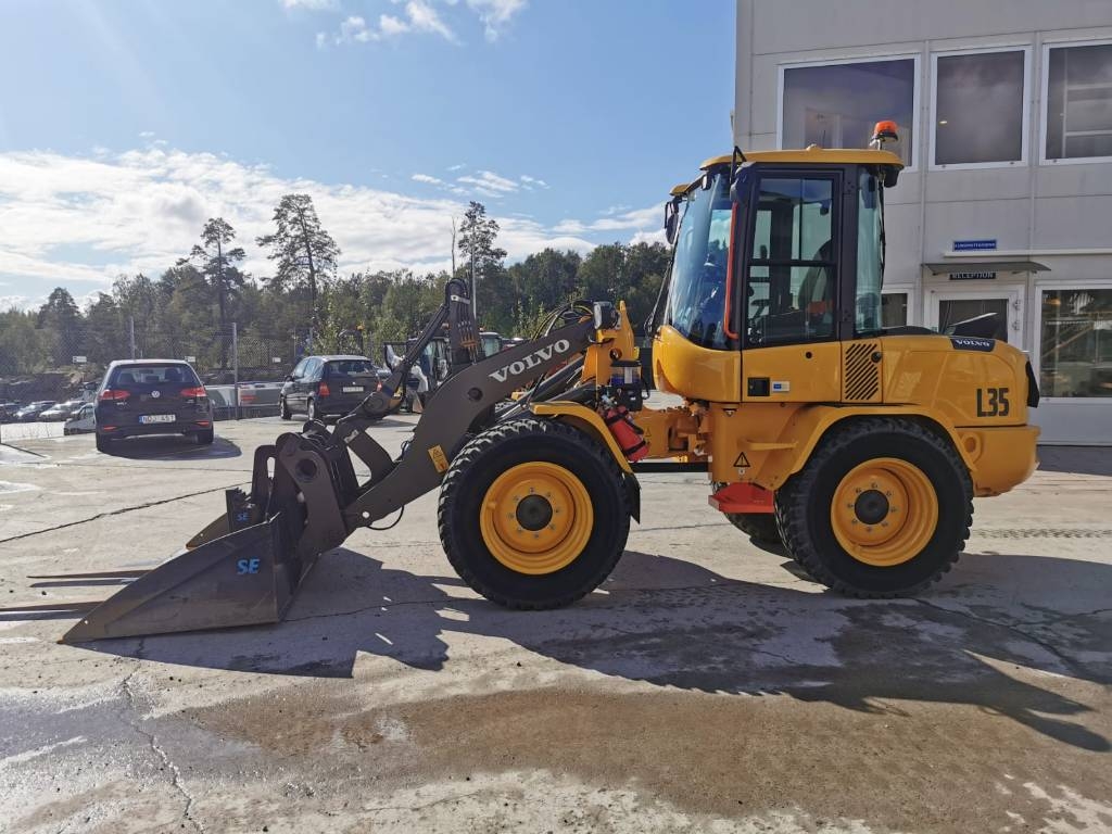 Wheel loader Volvo L35HT