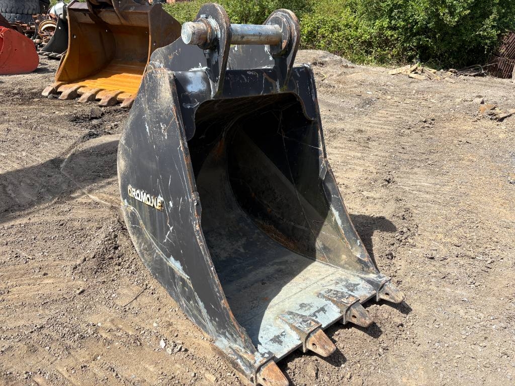 Attachment Sales Dromone bucket