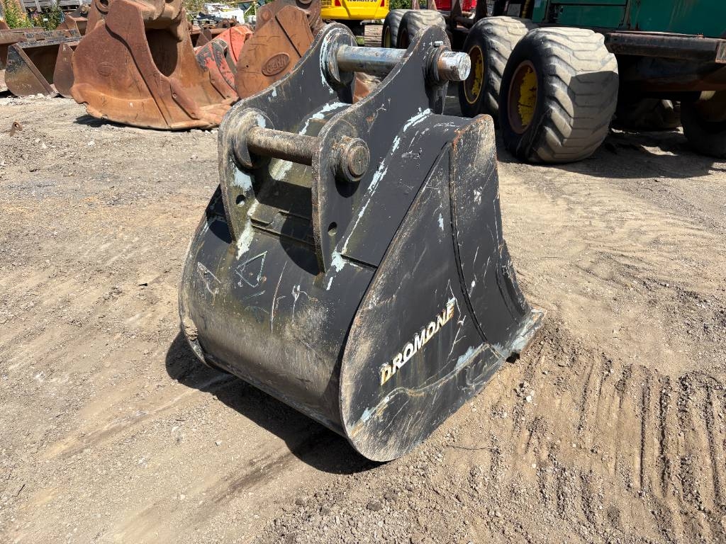 Attachment Sales Dromone bucket