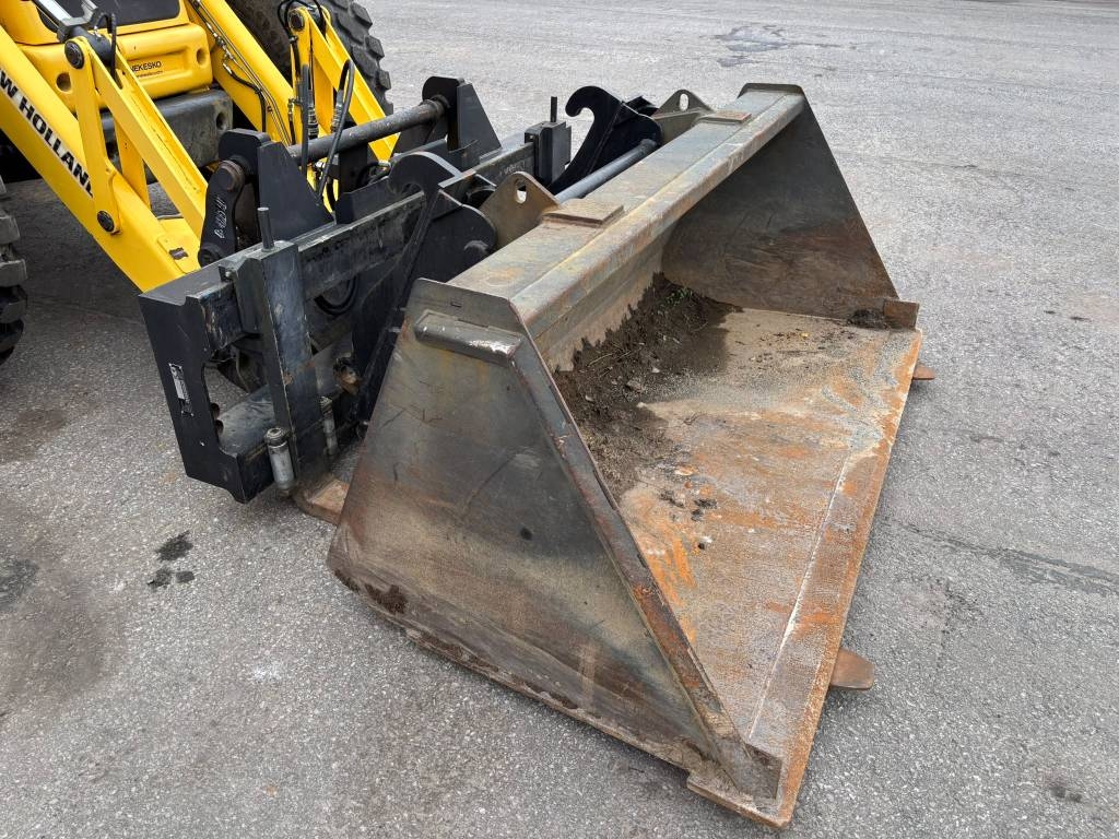 new-holland-lb-115-b-4-ps-kall,1b28879e