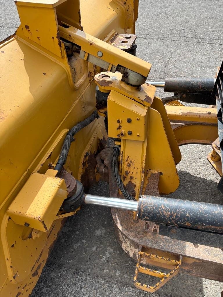 CAT D 5 K 2 XL (Low Verified Hours)
