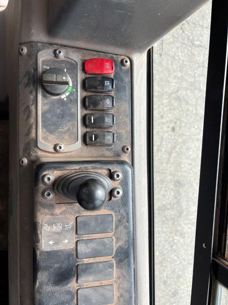 CAT D 5 K 2 XL (Low Verified Hours)