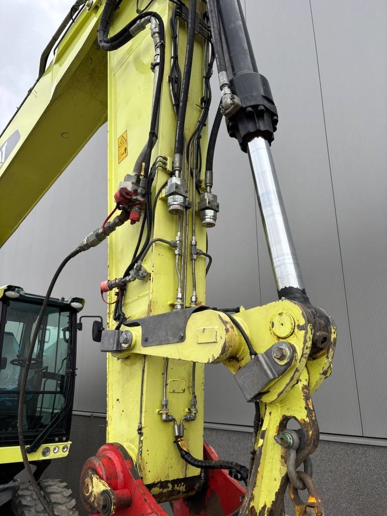 CAT M 320 F