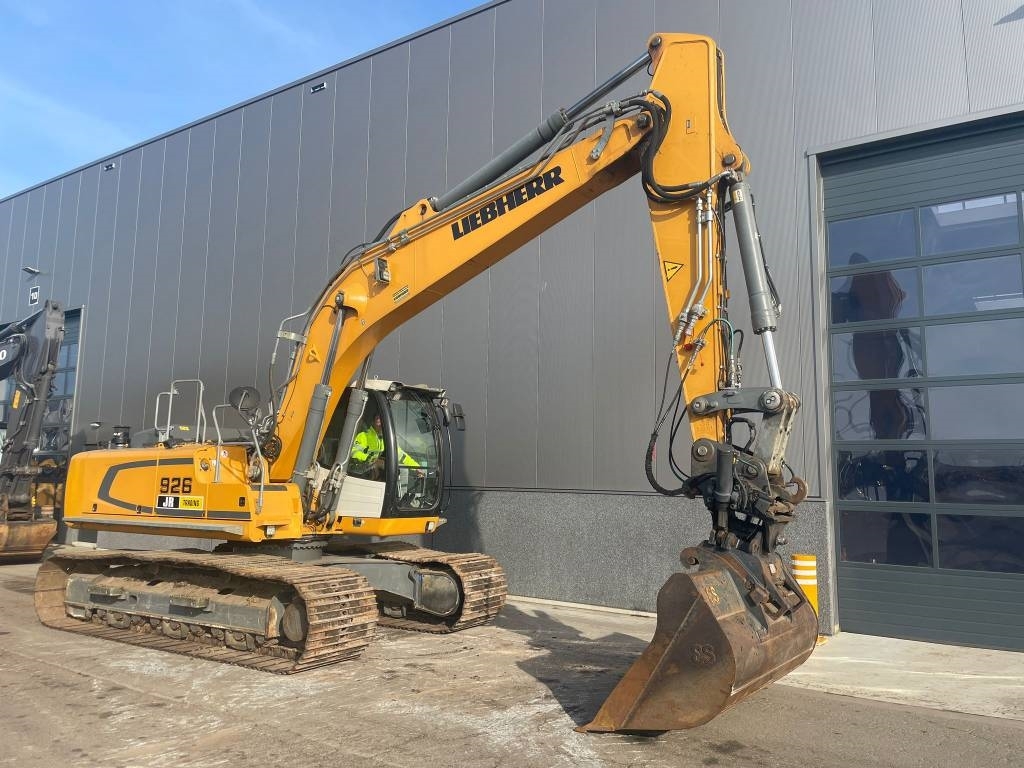 Liebherr R 926 LC