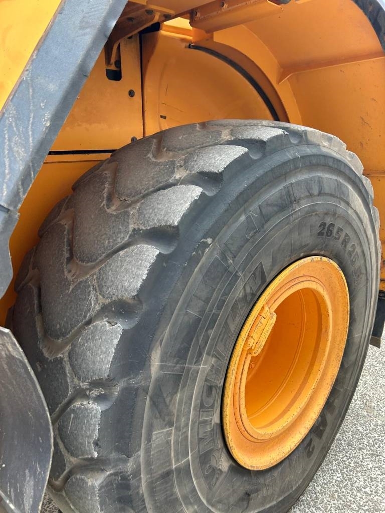 Hyundai HL 970