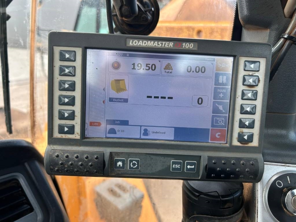 Hyundai HL 970