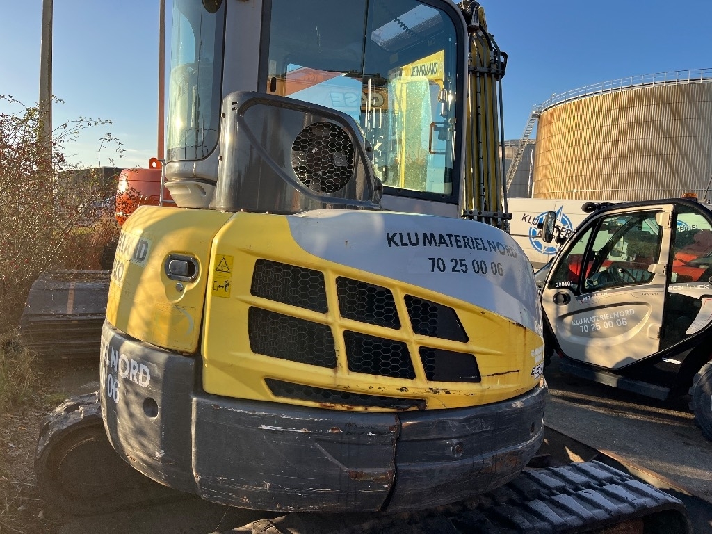 New Holland E 50 B SR