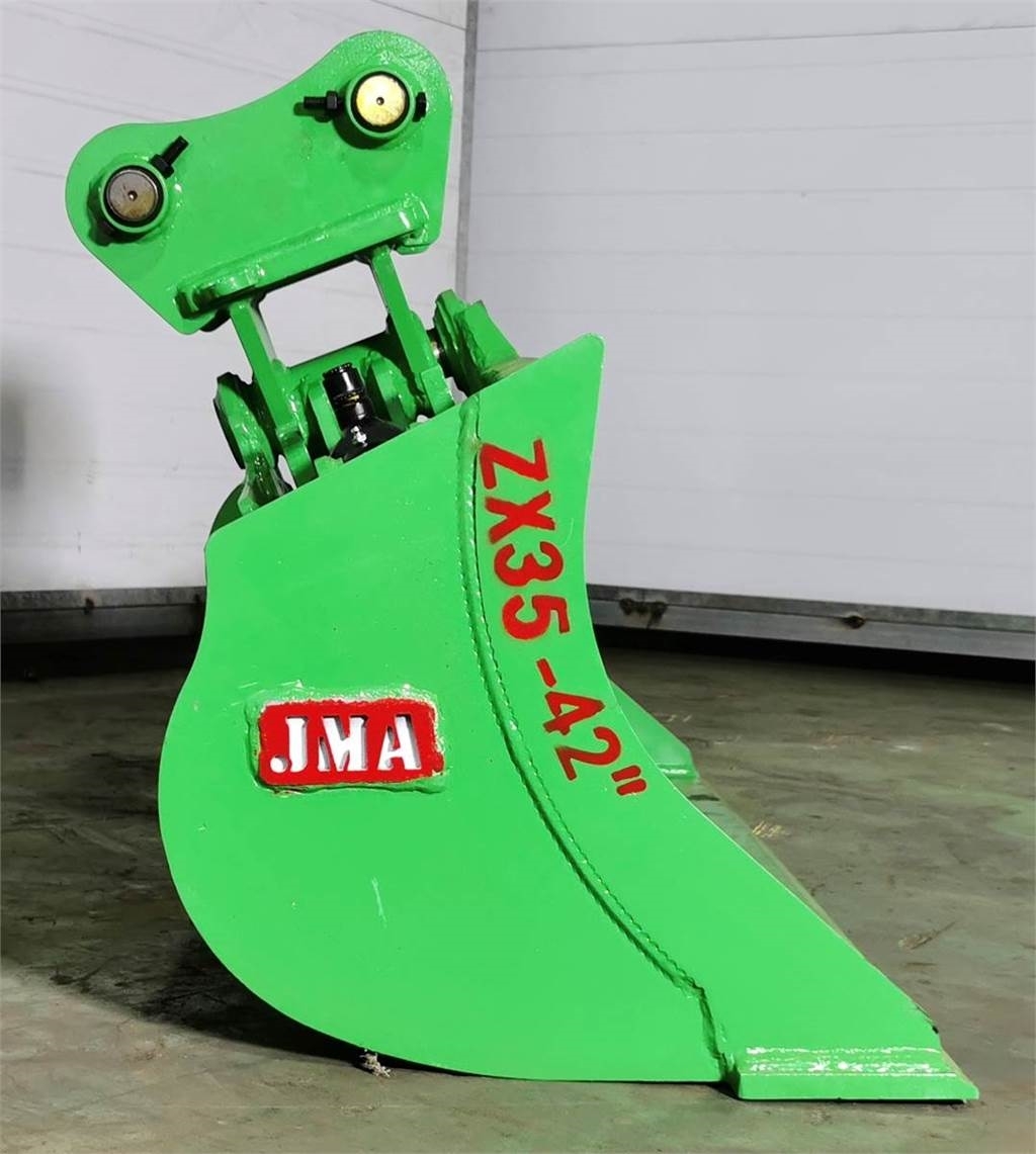 JM Attachments Tilt Bucket 42" Mini Excavator Volvo EC35.