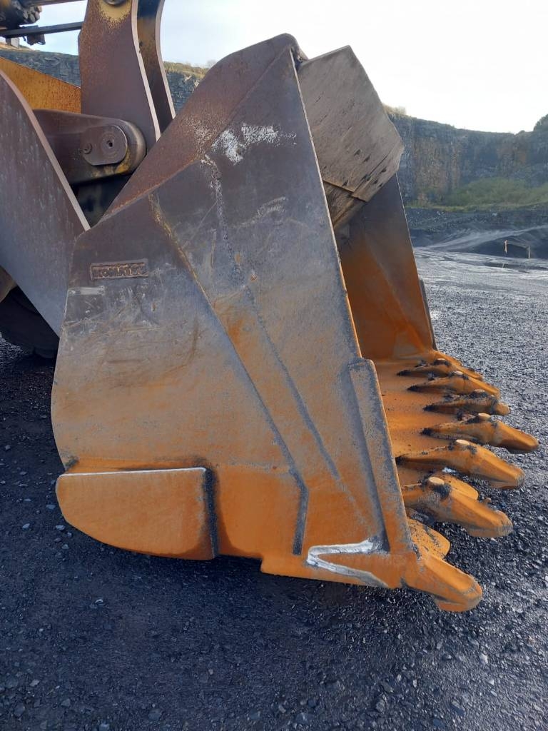 Komatsu WA 600-6