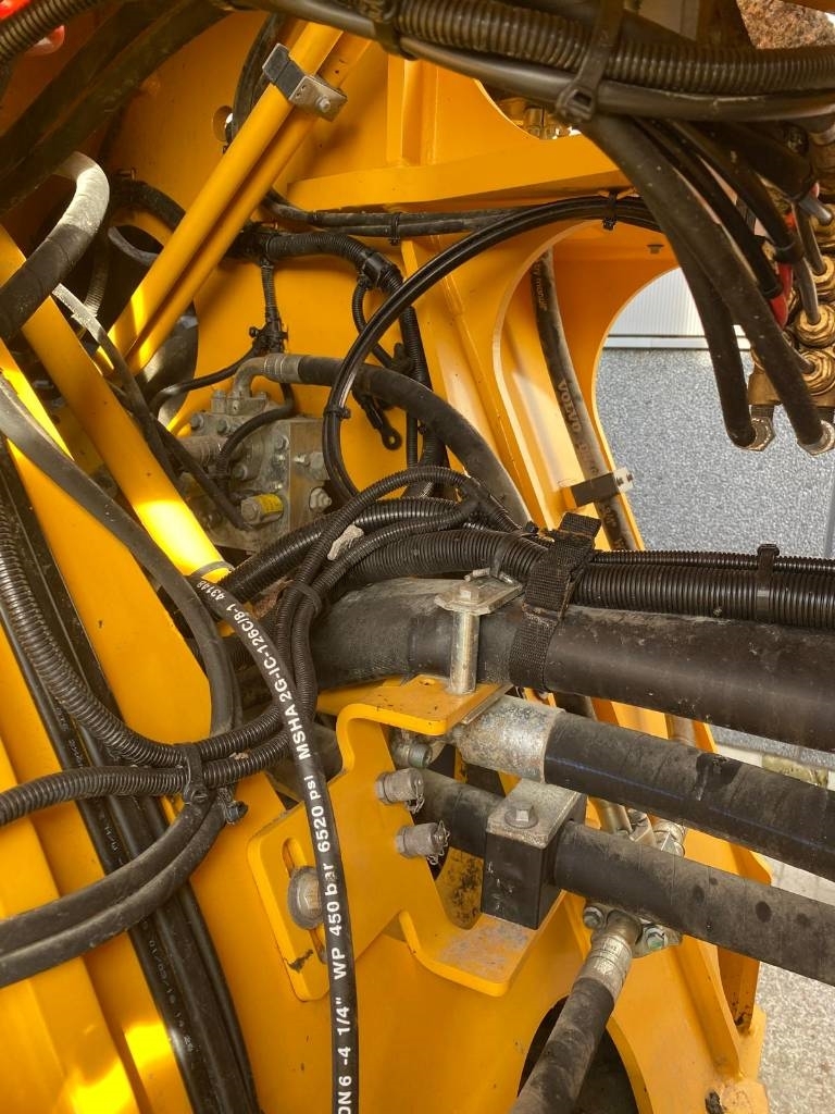 Volvo L 260 H (CDC + BSS)