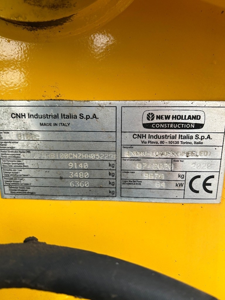New Holland B 100 C
