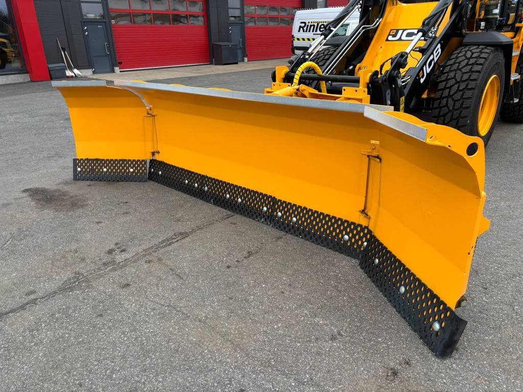 jcb-413k-nordic-edition-u-aura,534b0732