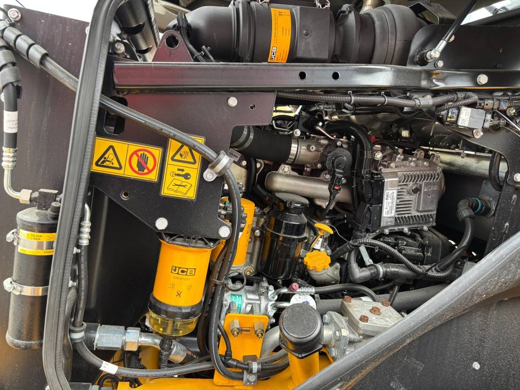 jcb-413k-nordic-edition-u-aura,d43637be