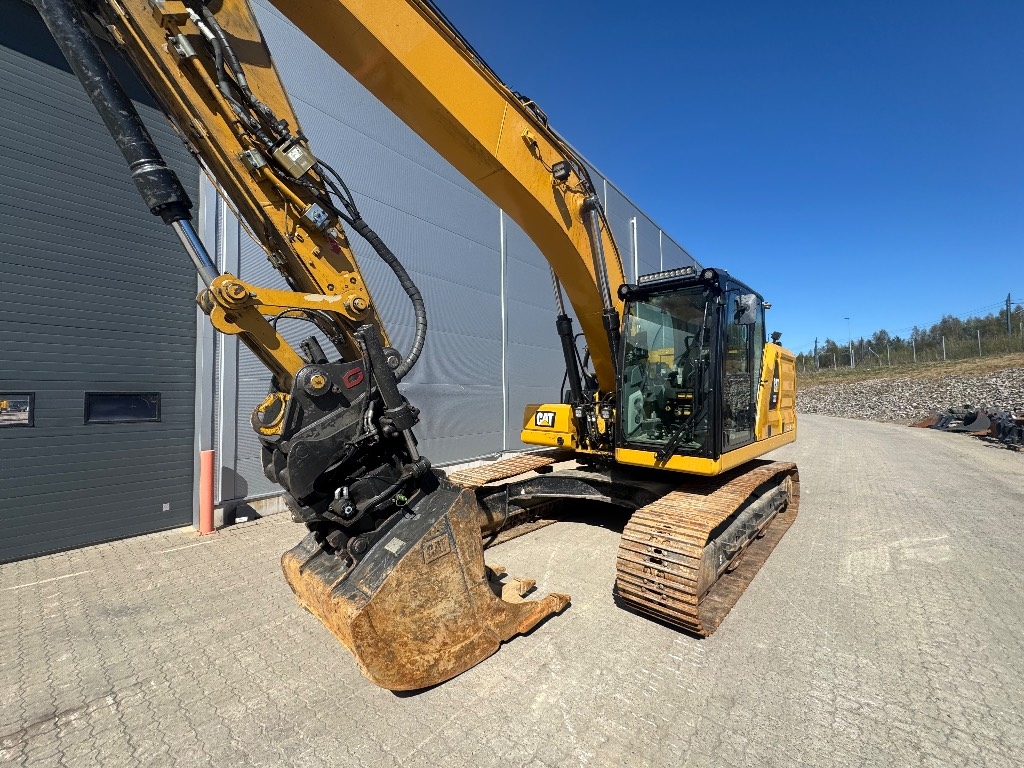 CAT 323 – bilde 5