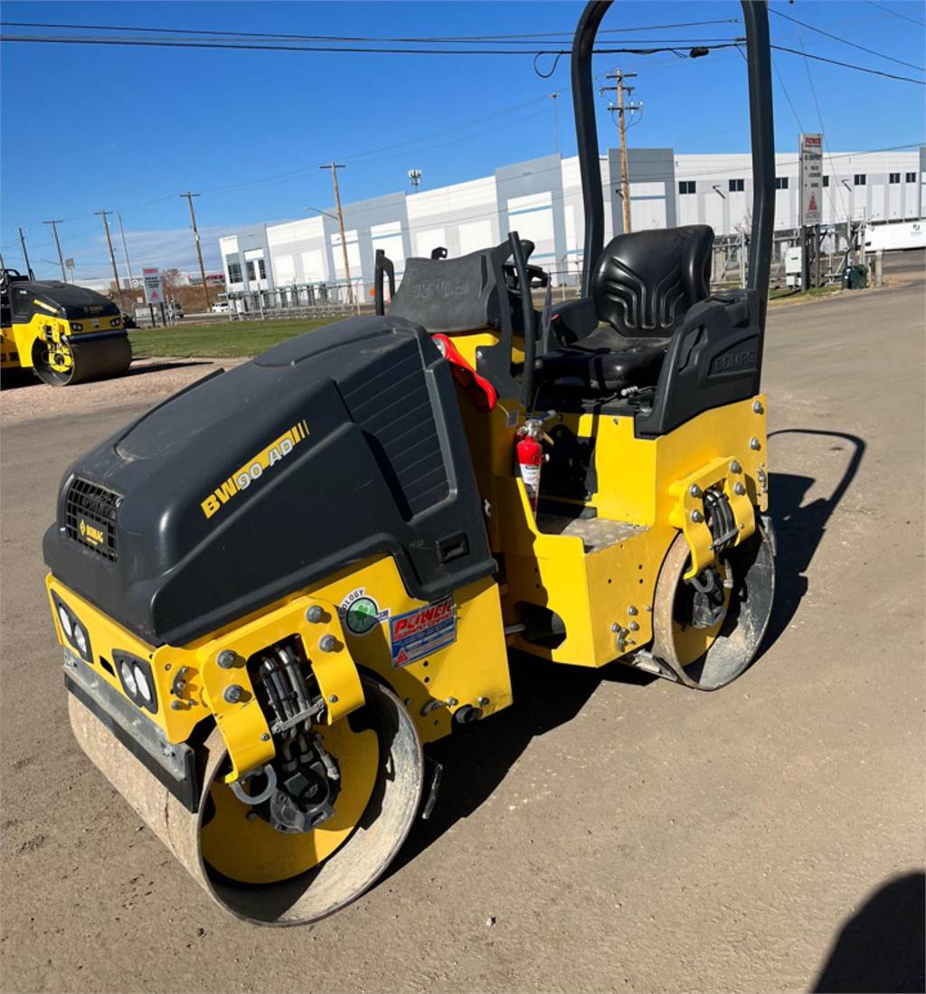 Bomag BW90AD-5, Twin drum rollers, Construction Equipment