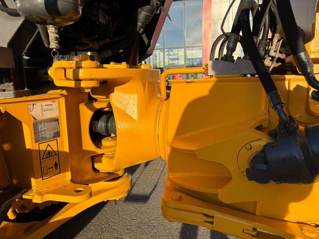 volvo-a-30-f,c8369a17