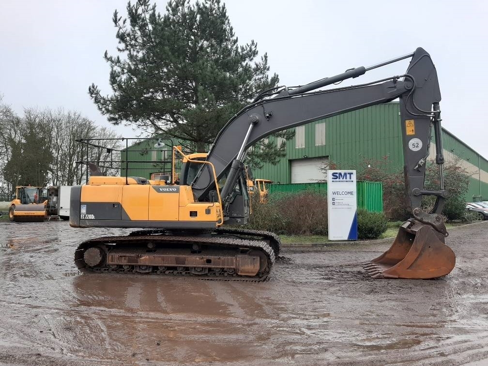 Экскаватор volvo ec220dl Экскаватор volvo ec220dl
