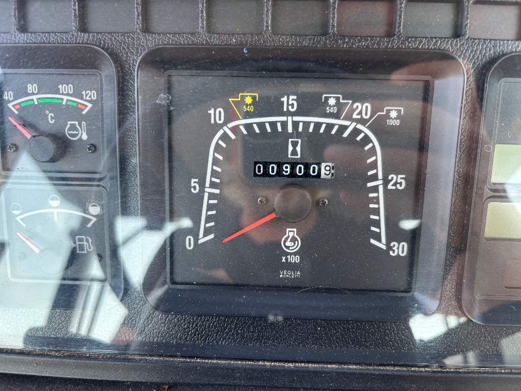 new-holland-ts-90-myyty-sold,0b0db5f2