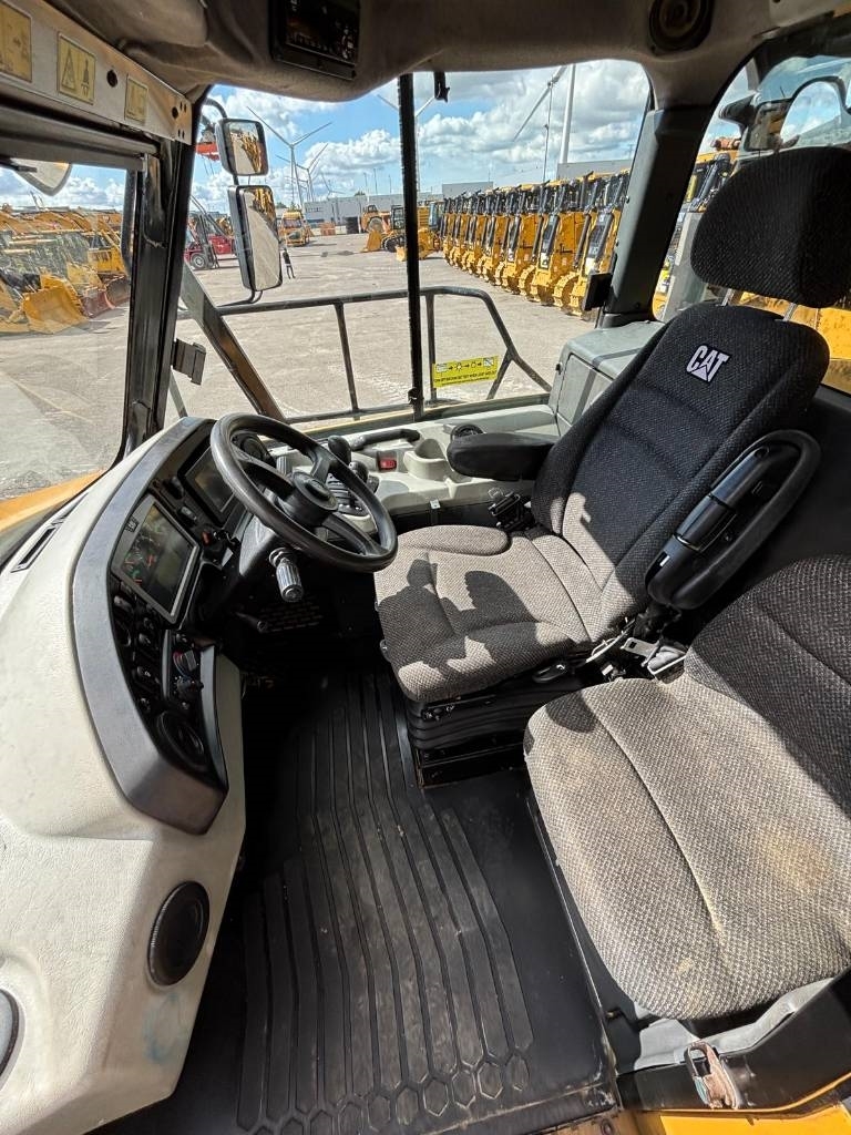 CAT 745 C