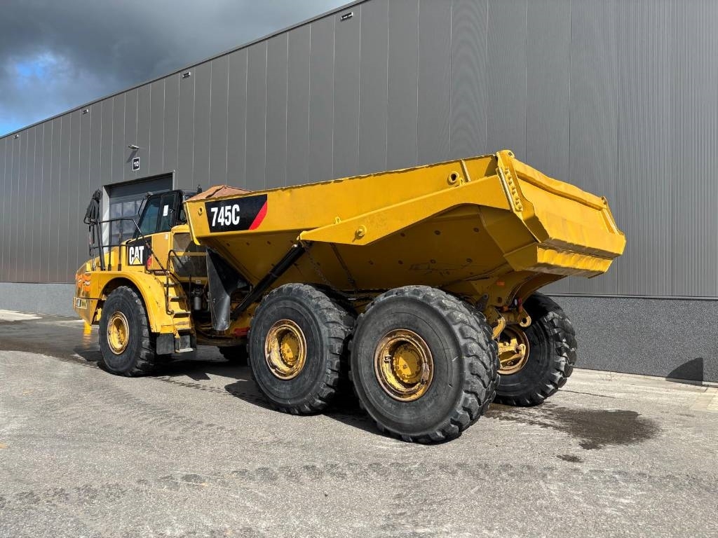 CAT 745 C