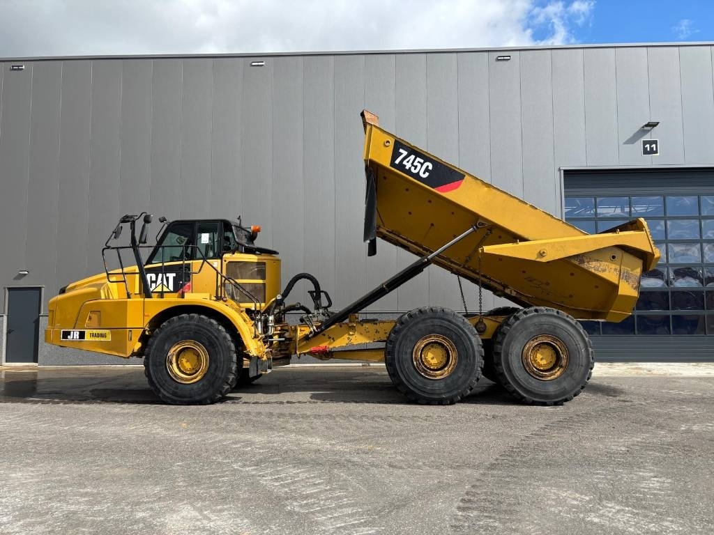 CAT 745 C