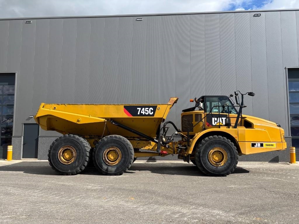 CAT 745 C