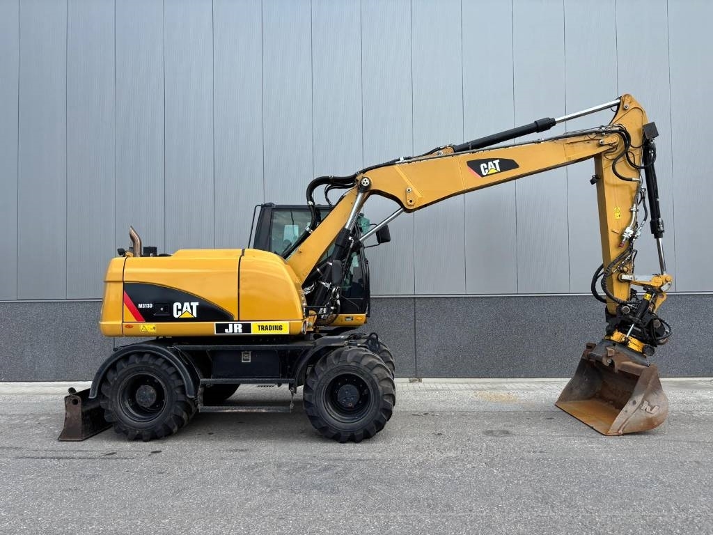CAT M 313 D