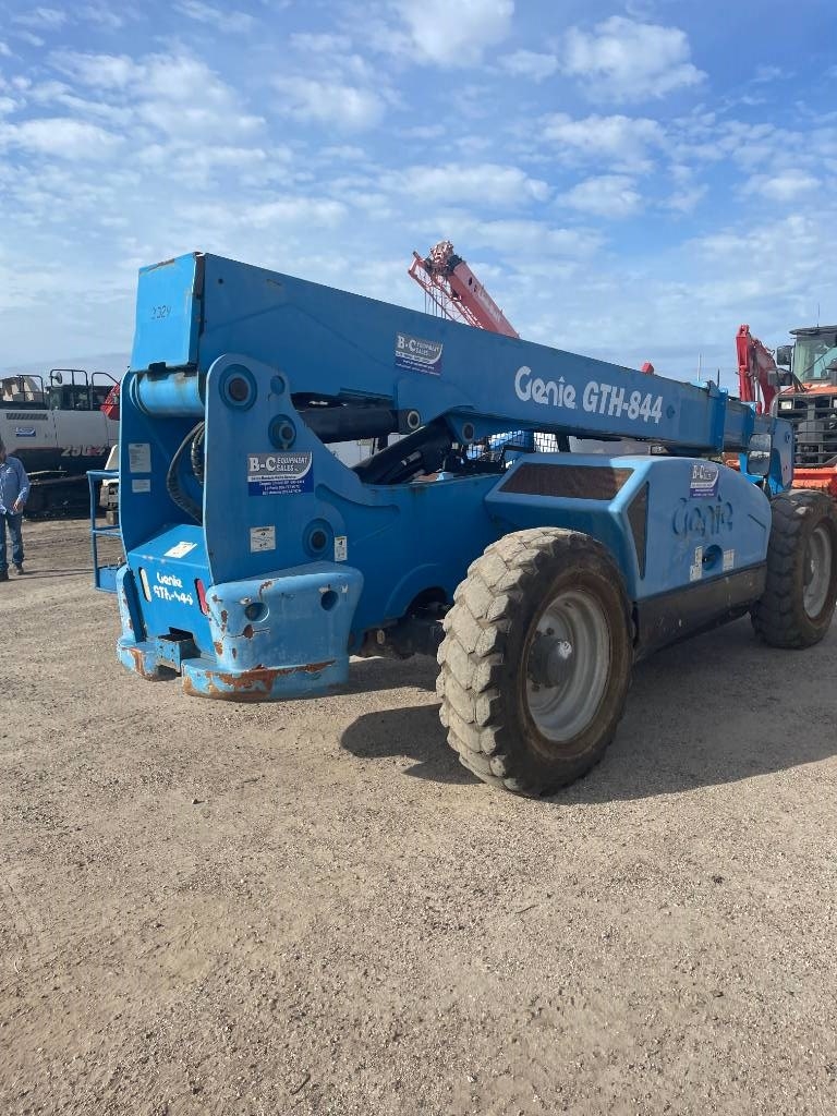Genie GTH844
