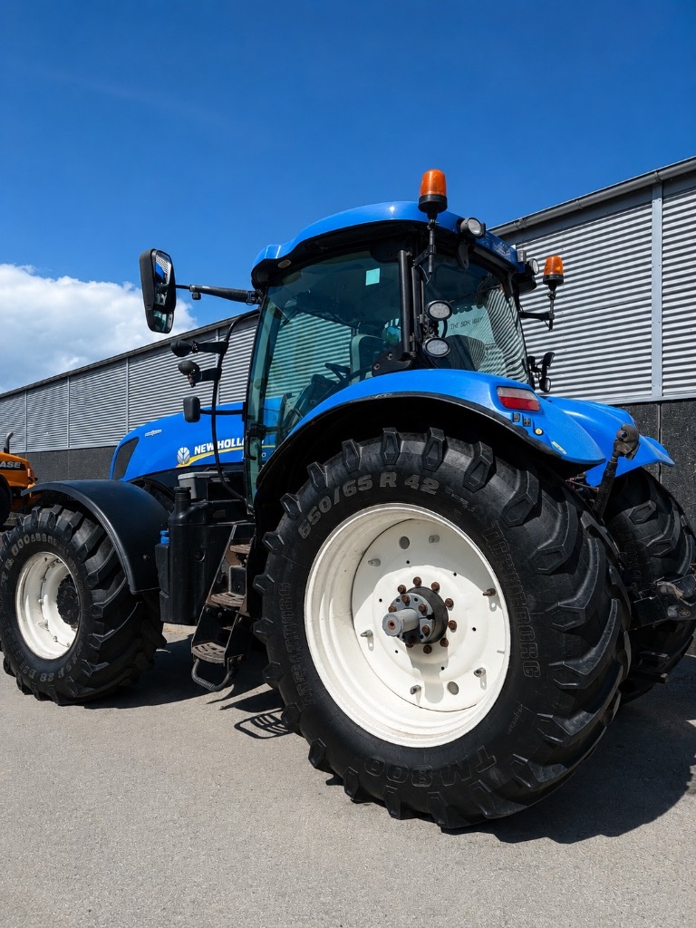 New Holland T 7.220 AC