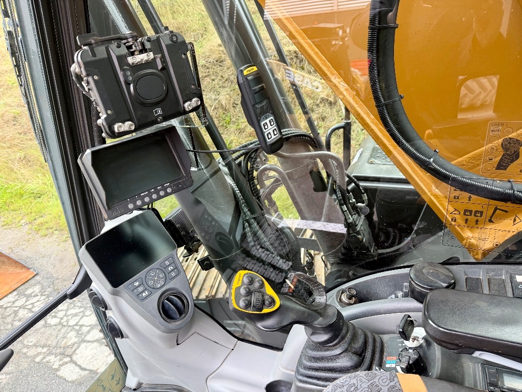 CASE CX 250 D