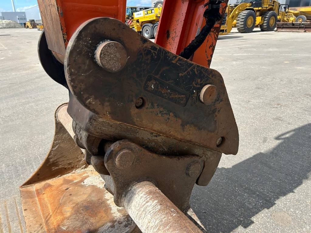 Hitachi ZX 250 LC-6 (GPS Prepared)