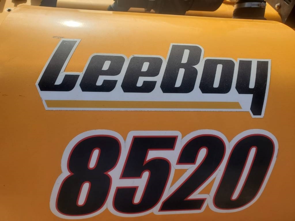 LeeBoy 8520C