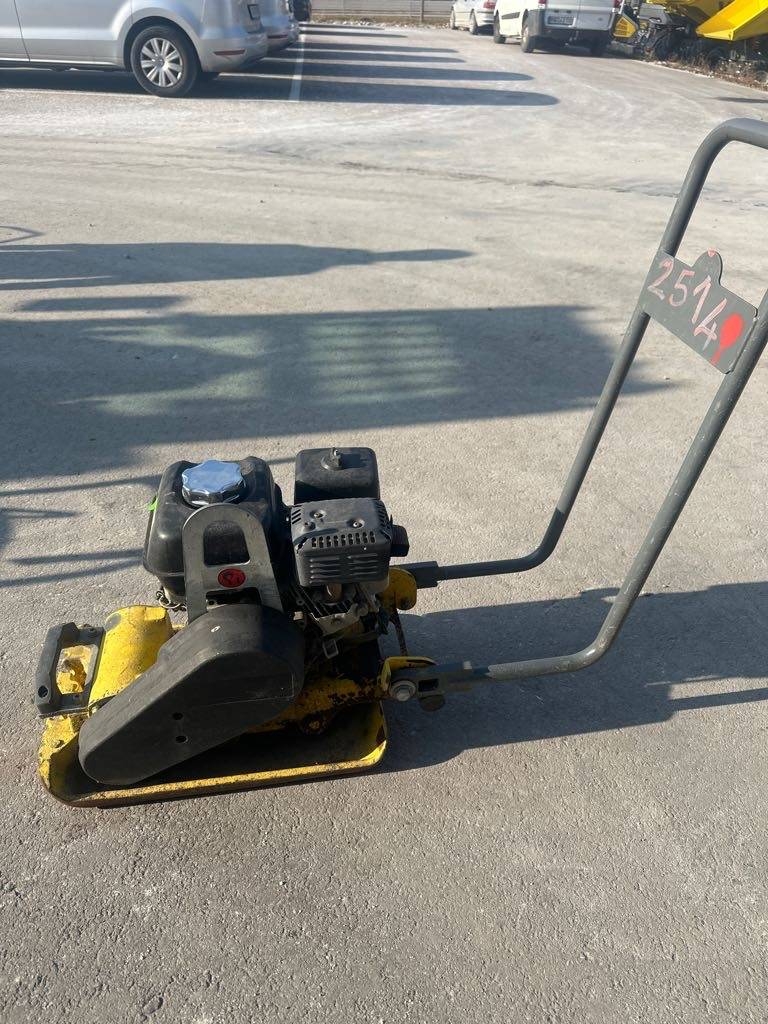 Wacker Neuson VP1135 - Vibratory Plates - Products - Wacker Neuson Wacker Neuson VP1135 - Vibratory Plates - Products - Wacker Neuson