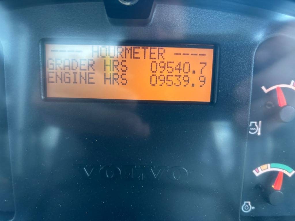 Volvo G 946 AWD (CE Certified / New Engine)