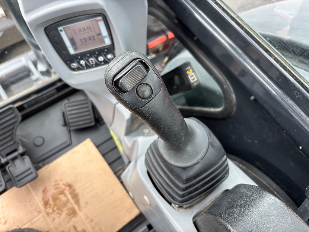 kubota-kx-057-4-pyorittaja-3-k,81709c24