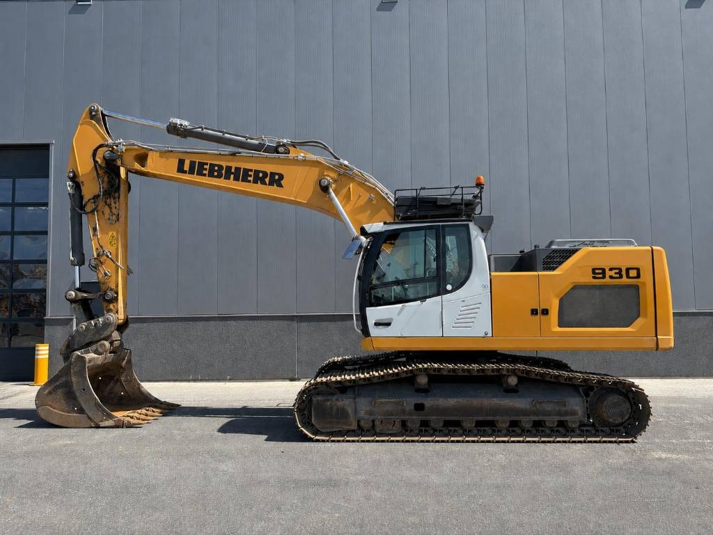 Liebherr R930 LC