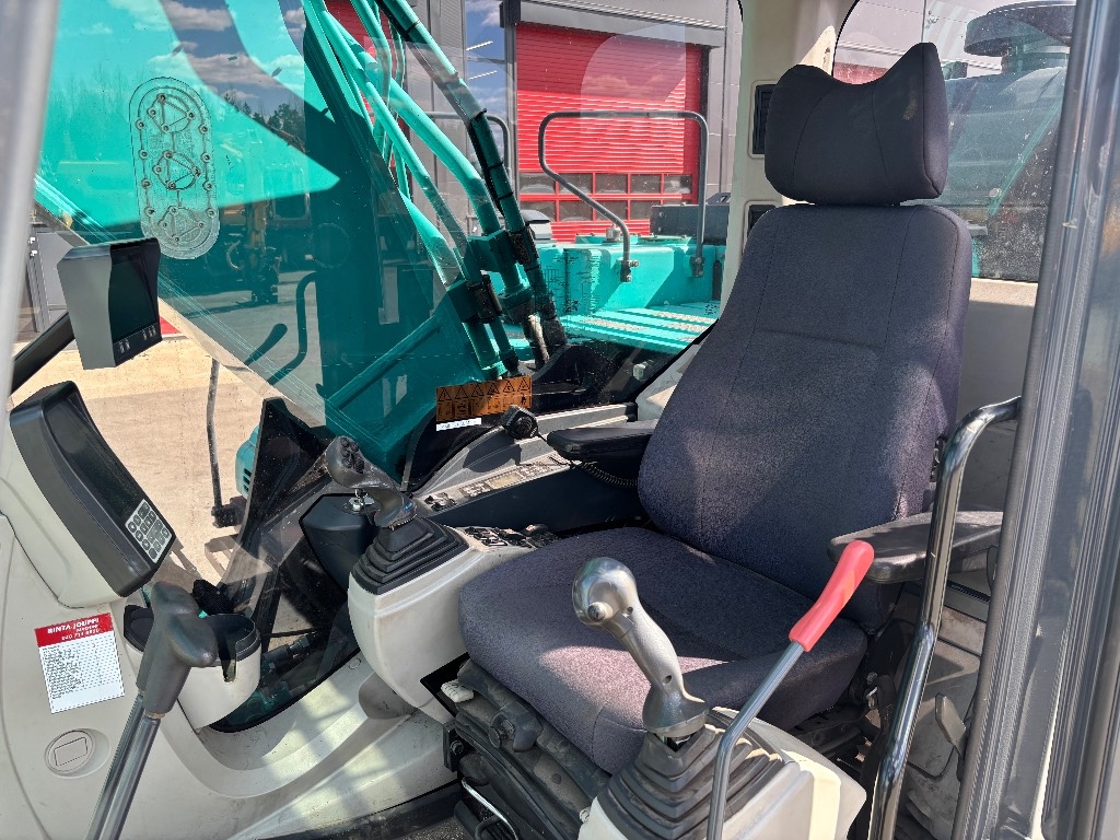 kobelco-sk-300-lc-kallistaja-2,0d7cab88