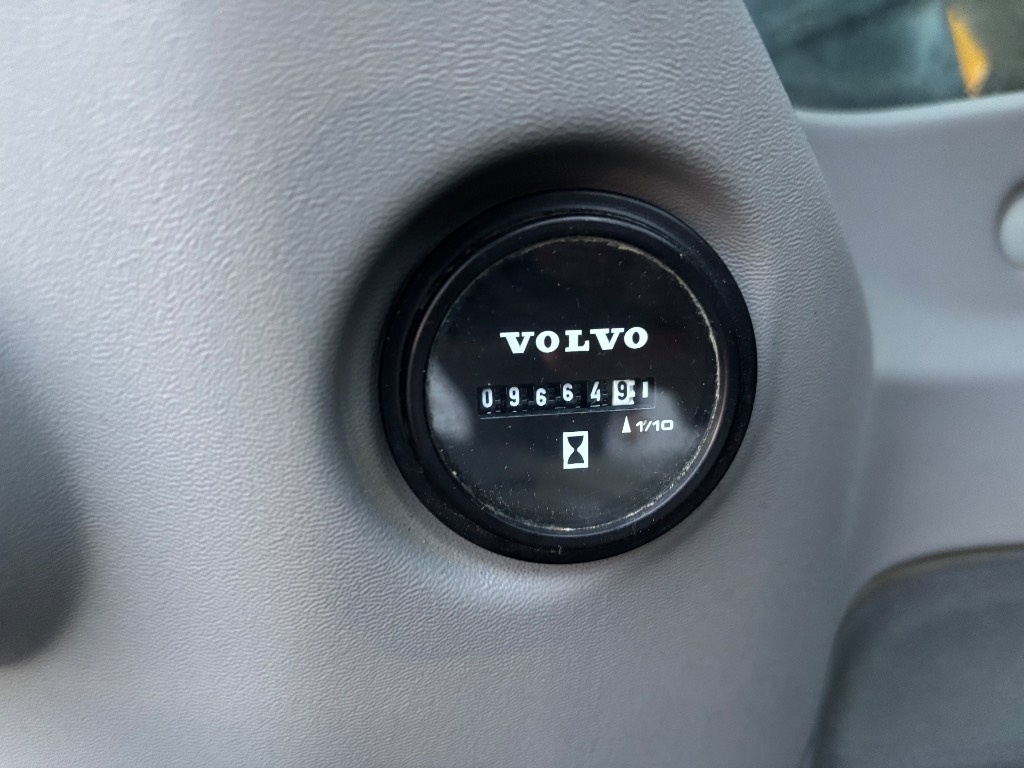 volvo-ecr-355-e-pyorittaja-lei,101588e2