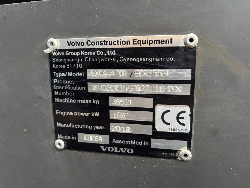 volvo-ecr-355-e-pyorittaja-lei,52ead630