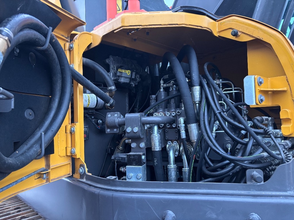 volvo-ecr-355-e-pyorittaja-lei,66d537f1