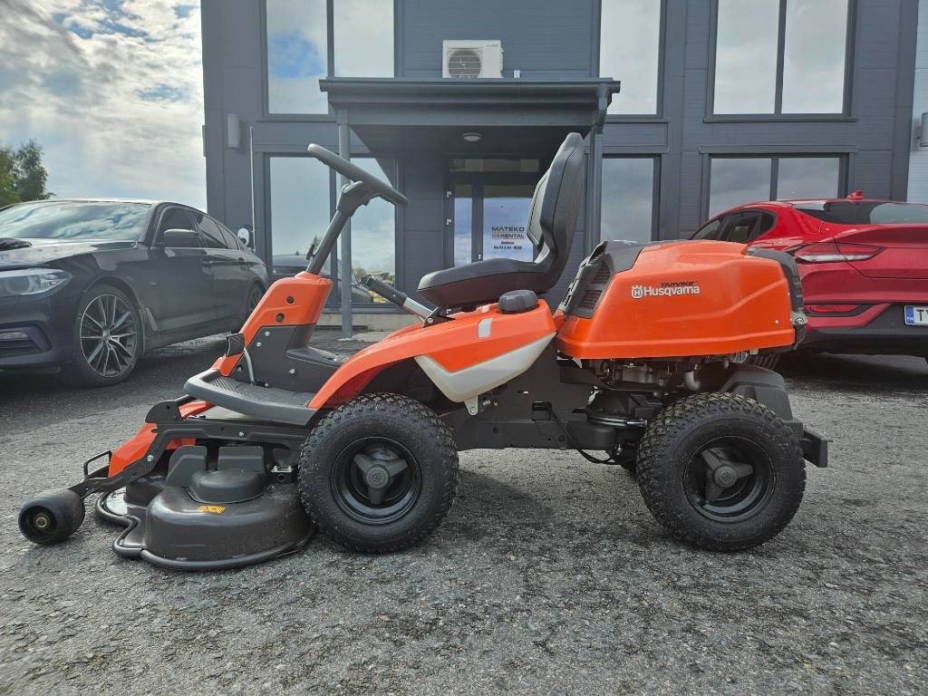Husqvarna R 214TC 103