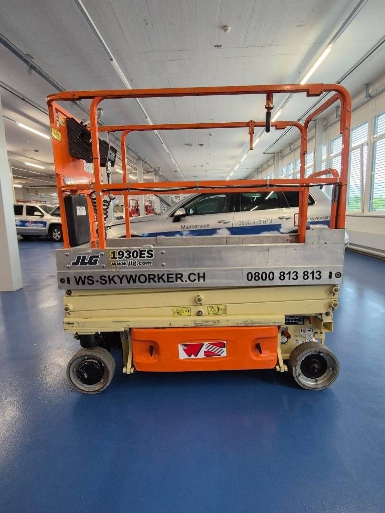 JLG 1930 ES image
