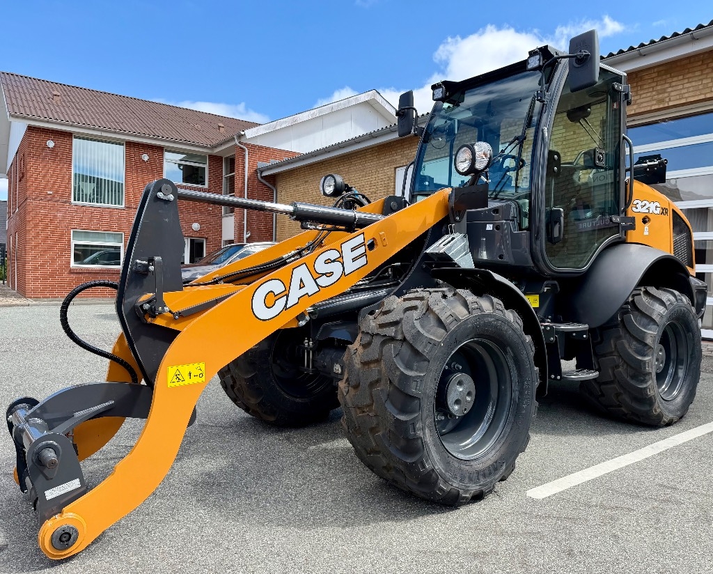 CASE 321G HS XR
