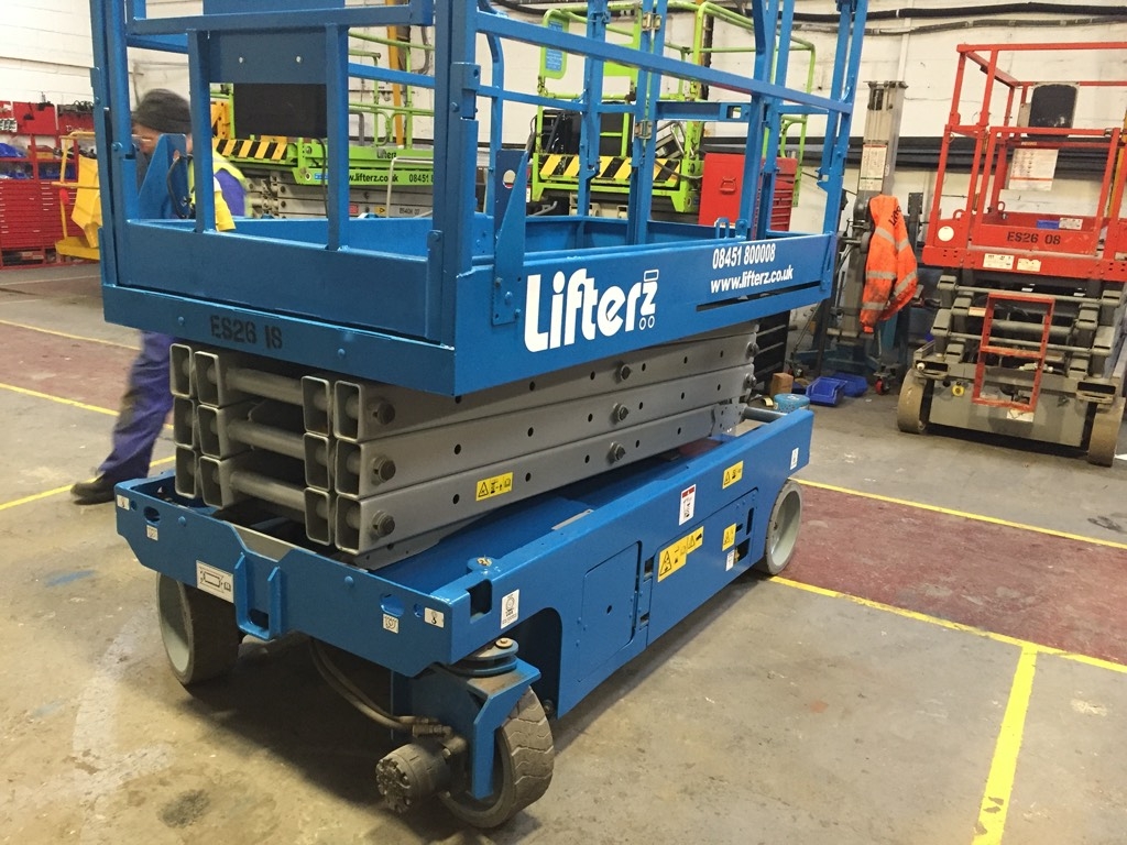 Genie GS3246 Scissor lifts Construction Used Equipment West