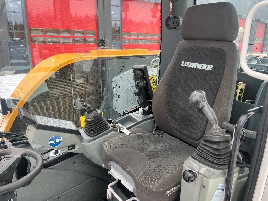 liebherr-912-engcon-kauha-rasv,2f7eb08c