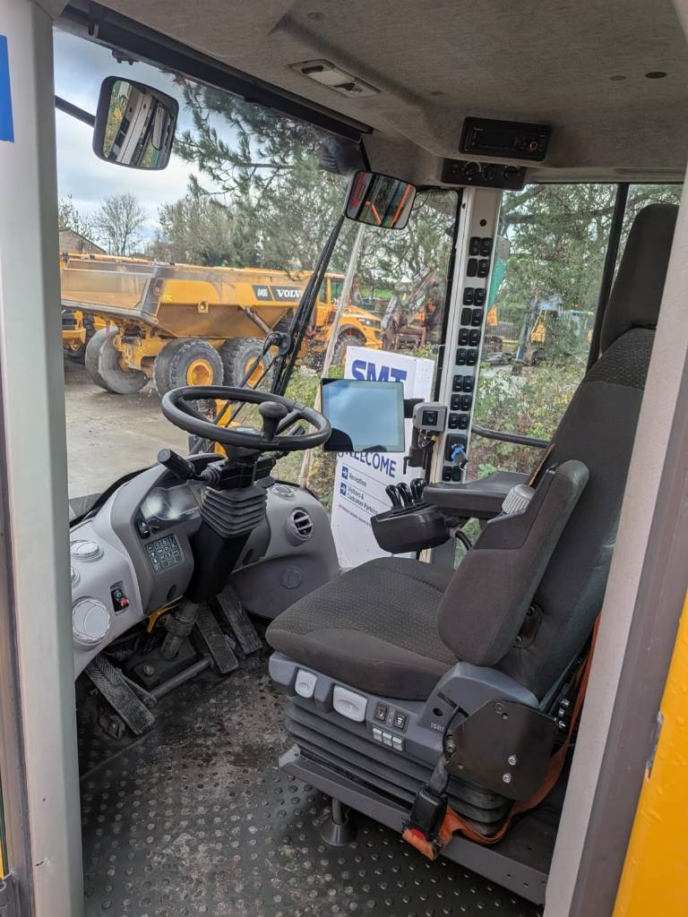 Volvo L 220 H
